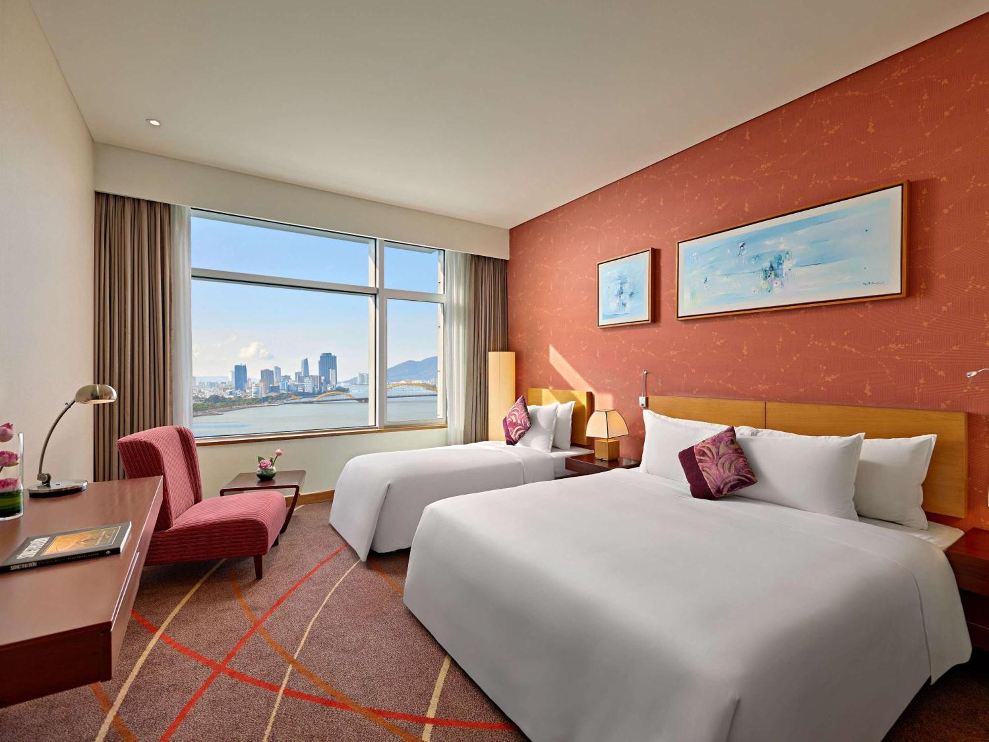Grand Mercure Danang Экстерьер фото