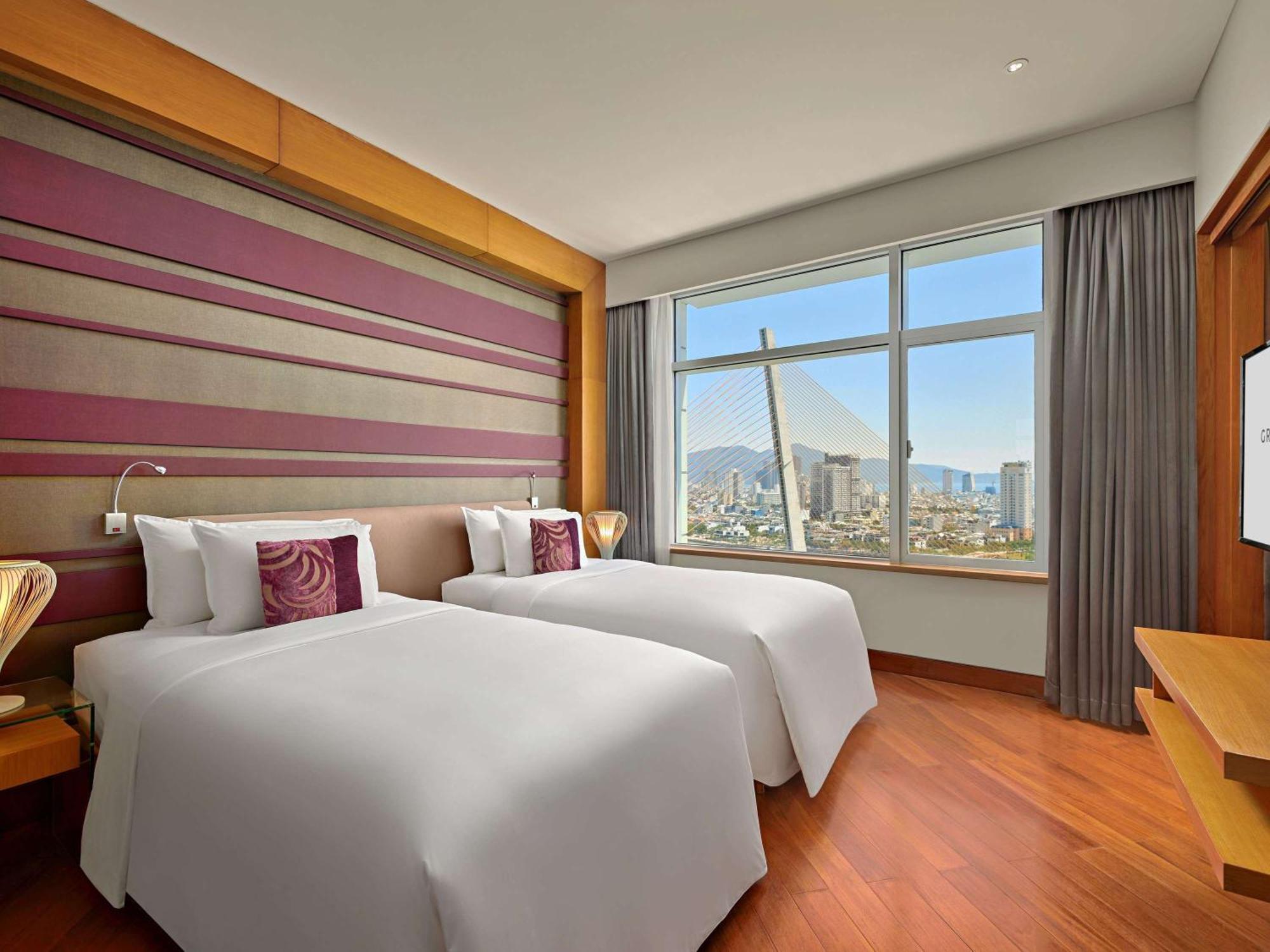 Grand Mercure Danang Экстерьер фото